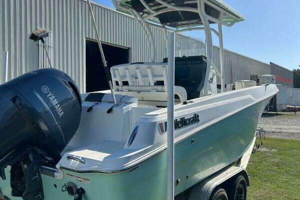 Photo of the 2021 Wellcraft 222 Fisherman