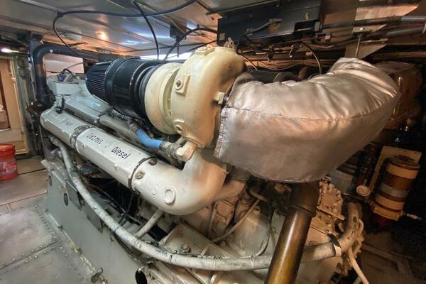 80ft Burger Yacht For Sale