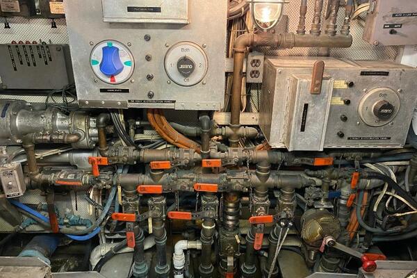 80ft Burger Yacht For Sale