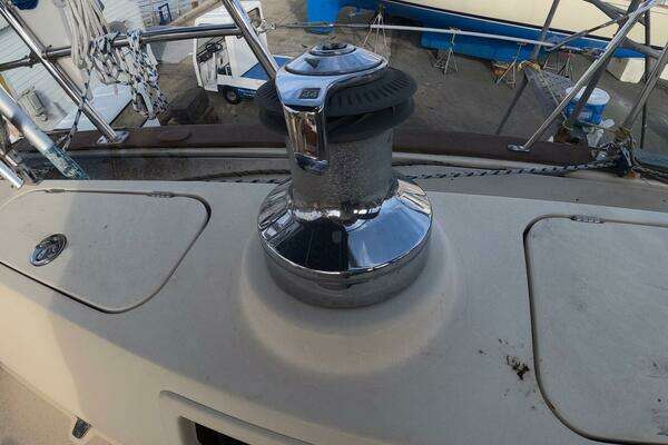 Island Packet 370 Yacht For Sale