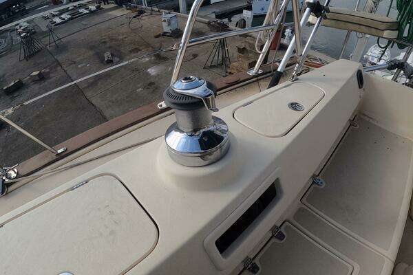 Island Packet 370 Yacht For Sale