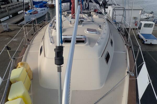 3 DOLPHINS 37ft Island Packet Yacht For Sale