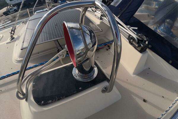 Island Packet 370 Yacht For Sale