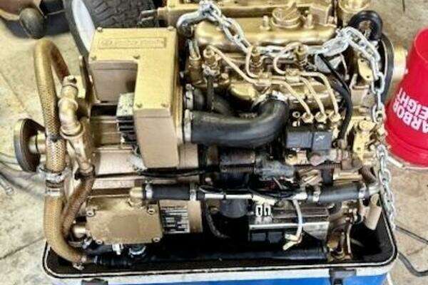 Feeling 546 Yacht For Sale