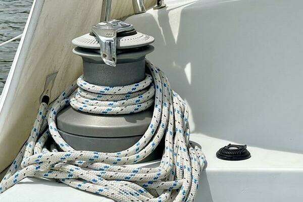 Feeling 546 Yacht For Sale