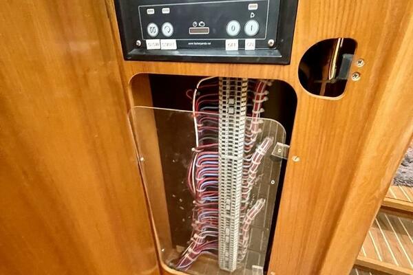 TENACIOUS 54ft Feeling Yacht For Sale