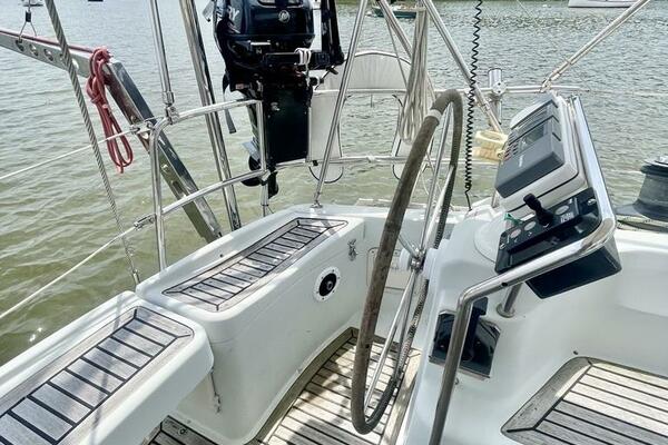 TENACIOUS 54ft Feeling Yacht For Sale