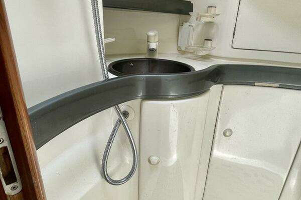 Feeling 546 Yacht For Sale