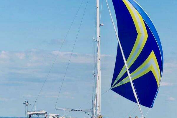 Feeling 546 Yacht For Sale