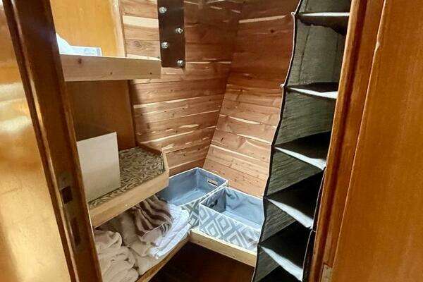 Feeling 546 Yacht For Sale