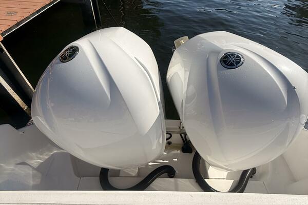 T T Jodi Ann 34ft Intrepid Yacht For Sale