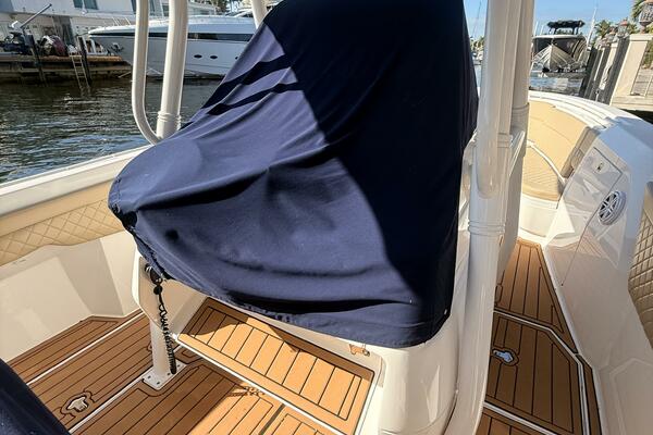 T T Jodi Ann 34ft Intrepid Yacht For Sale