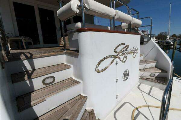 Photo of the 1984 Broward Raised Pilothouse "LIQUIDITY"