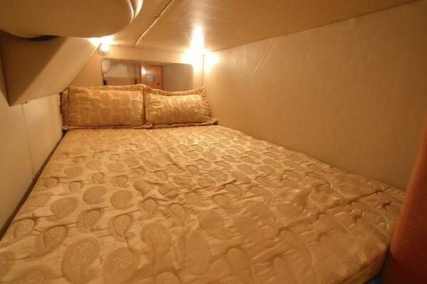 33ft Chaparral Yacht For Sale