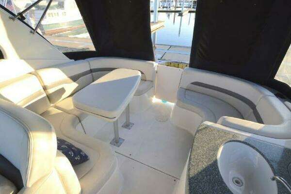 Photo of the 2006 Chaparral 330 signature