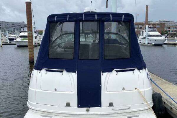 Photo of the 2006 Chaparral 330 signature