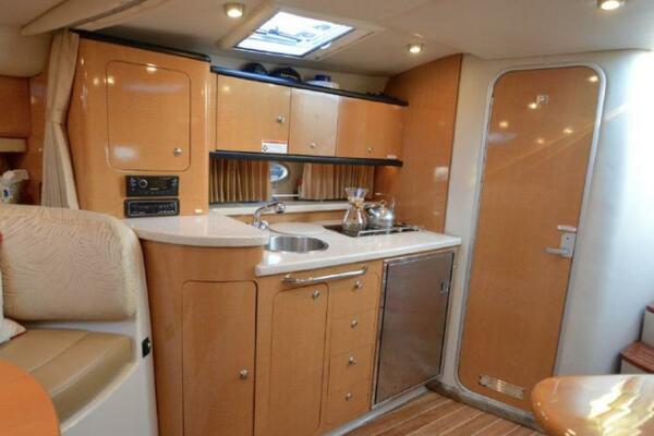 33ft Chaparral Yacht For Sale