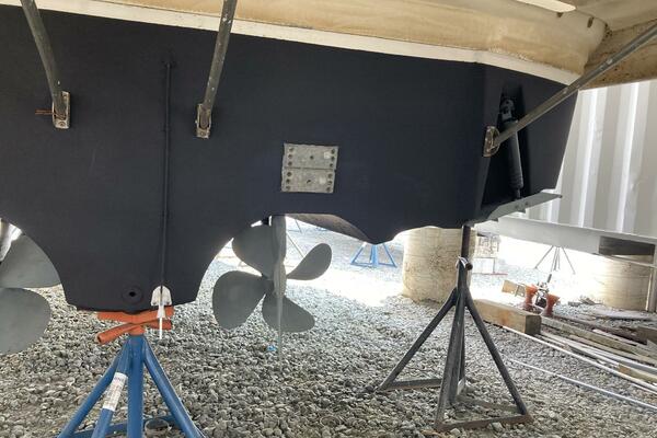 33ft Chaparral Yacht For Sale