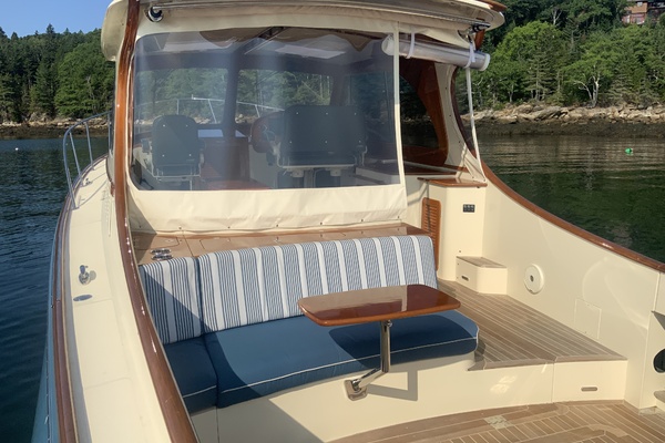 40ft Hinckley Yacht For Sale