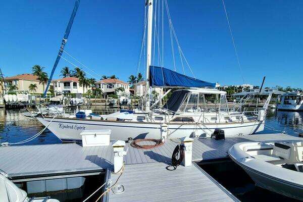 43-ft-Morgan-1987-43 CC-Kindred Spirit Punta Gorda Florida United States  yacht for sale