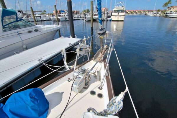 Kindred Spirit 43ft Morgan Yacht For Sale