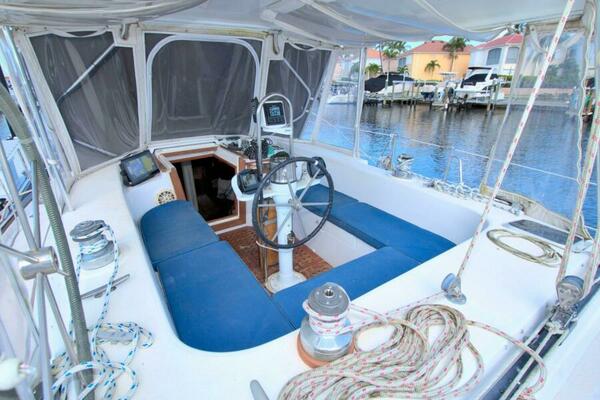Kindred Spirit 43ft Morgan Yacht For Sale
