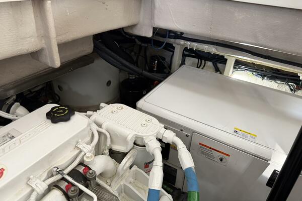 Aquarius 40ft Sea Ray Yacht For Sale