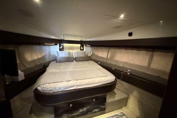 Aquarius 40ft Sea Ray Yacht For Sale