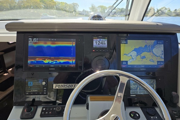 Photo of the 2019 Pursuit 355 Offshore "LIBERTY"