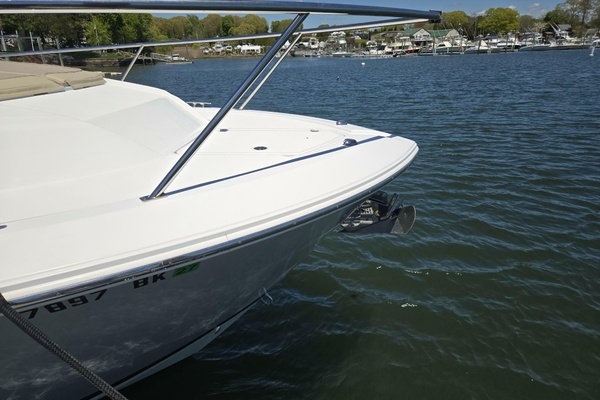 2019 Pursuit 35