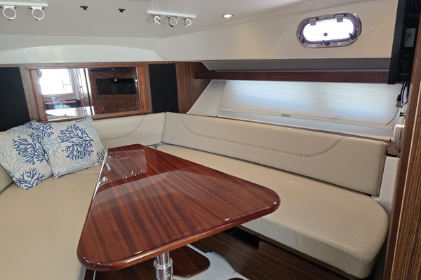LIBERTY 35ft Pursuit Yacht For Sale