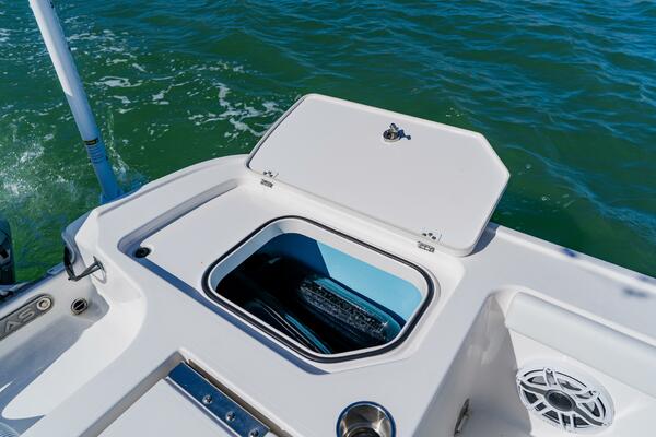 28ft Caymas Yacht For Sale