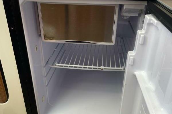 Encore 33ft Pursuit Yacht For Sale