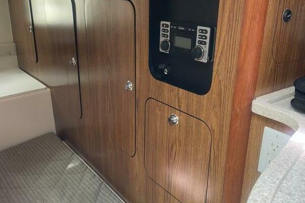 Encore 33ft Pursuit Yacht For Sale