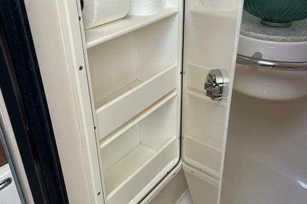 Encore 33ft Pursuit Yacht For Sale