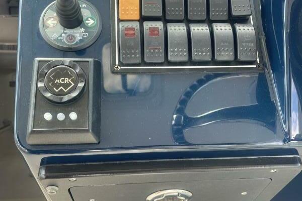 Encore 33ft Pursuit Yacht For Sale