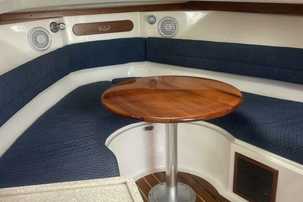 Encore 33ft Pursuit Yacht For Sale