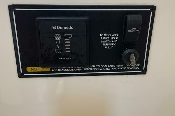 Encore 33ft Pursuit Yacht For Sale