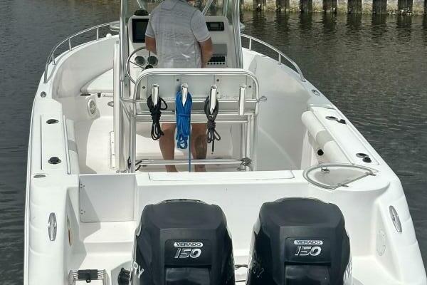 26ft Pro Line Yacht For Sale