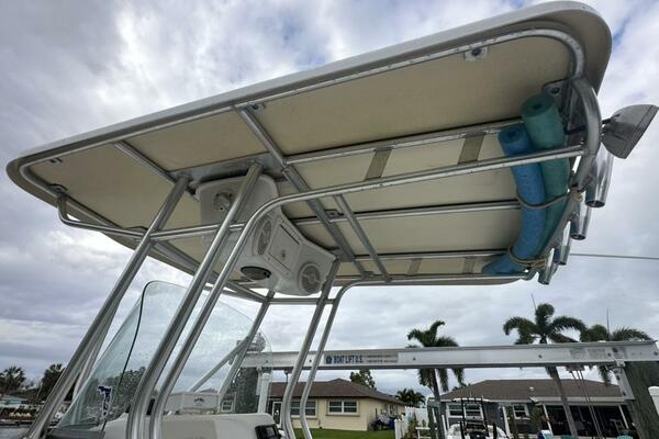 26ft Pro Line Yacht For Sale