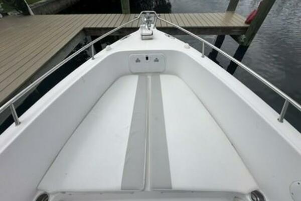 26ft Pro Line Yacht For Sale