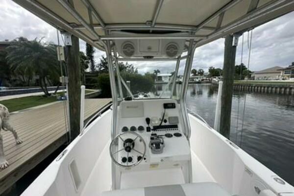 26ft Pro Line Yacht For Sale