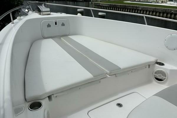 26ft Pro Line Yacht For Sale