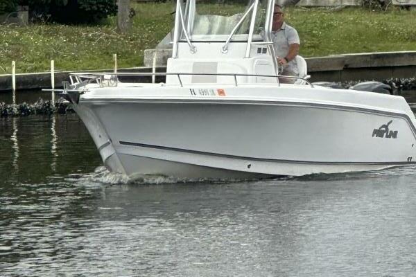 26ft Pro Line Yacht For Sale