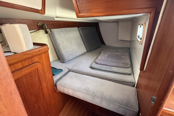 38ft Caliber Yacht For Sale