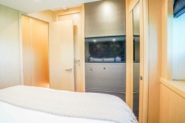 Daddys   75ft Sunseeker Yacht For Sale