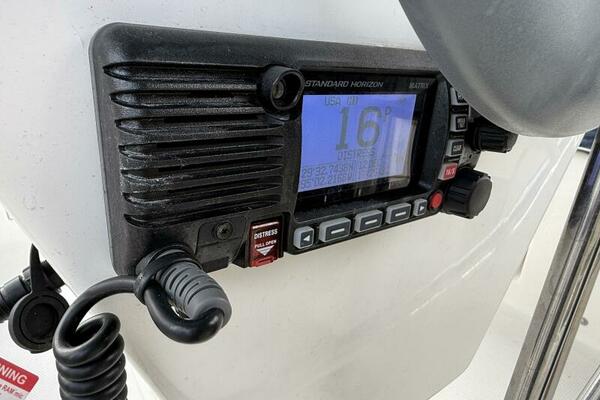 Treinta y Tres 33ft Hunter Yacht For Sale