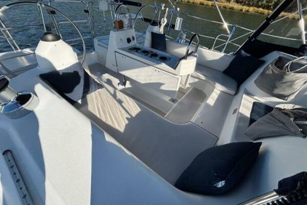 Sandman 40ft Catalina Yacht For Sale