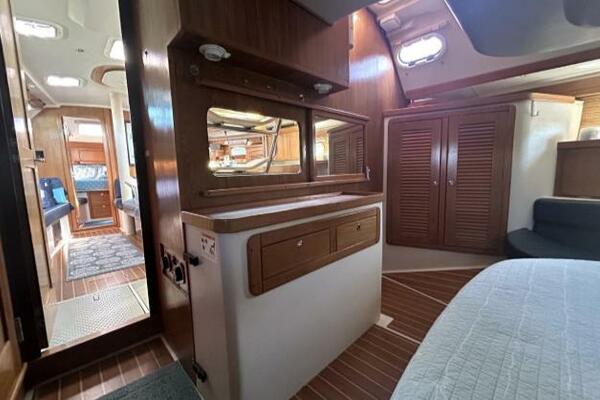 Sandman 40ft Catalina Yacht For Sale