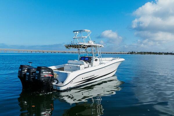 33ft Hydra Sports Yacht For Sale